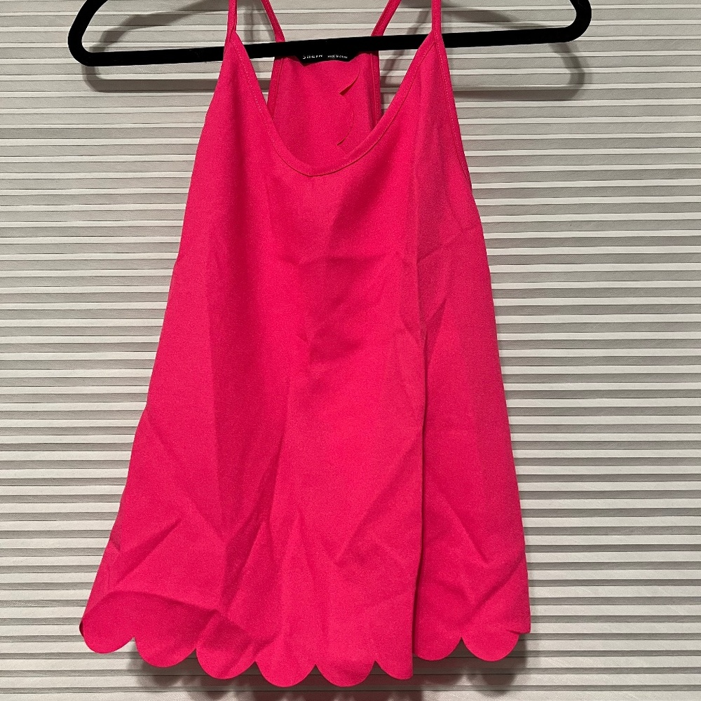 SHEIN Scalloped Tank Top